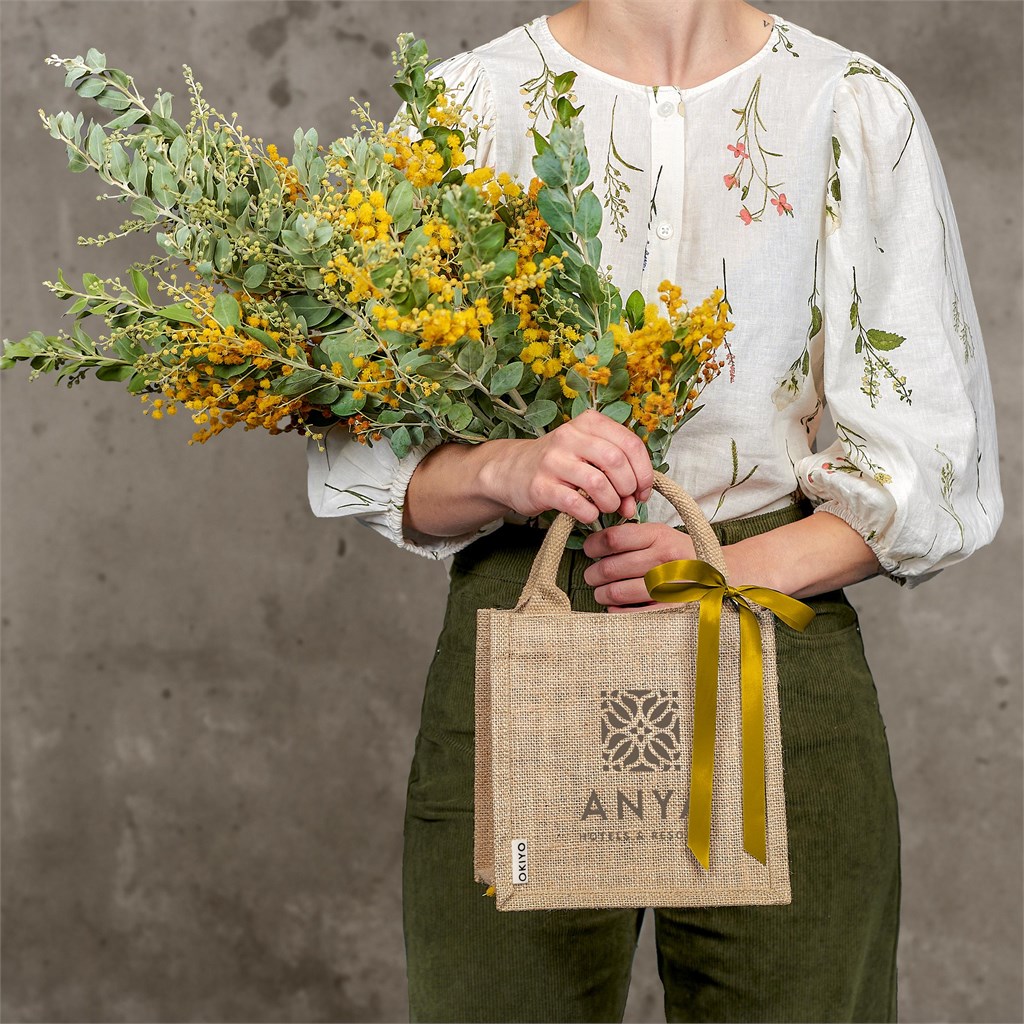 Okiyo Miyag Mini Jute Gift Bag - Image 4