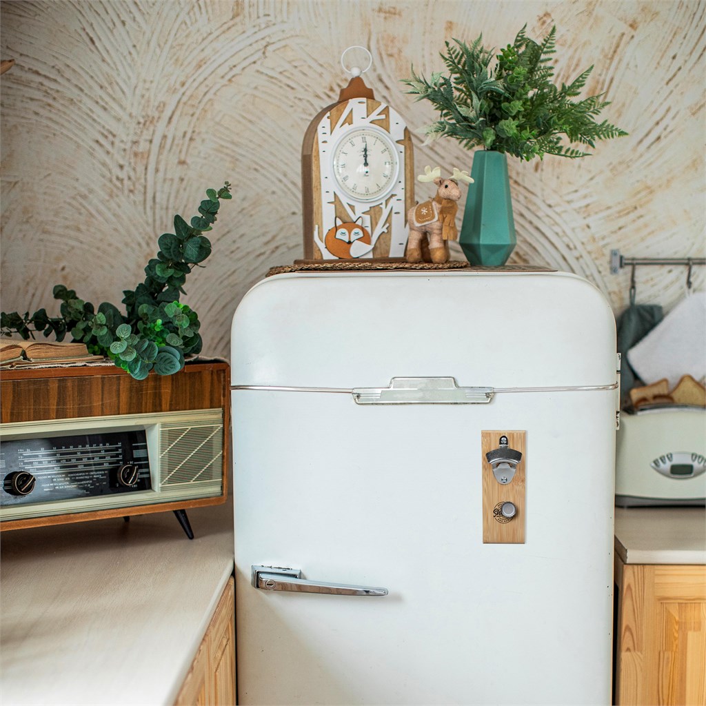 Okiyo Akeru Bamboo Fridge Bottle Opener - Image 19